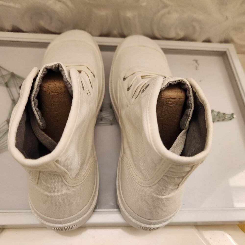 Palladium Star White Hight top sneakers. "Pampa Hi" NIB. Size 9 - Picture 6 of 12